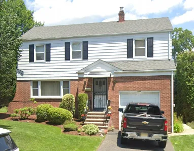 お部屋2個。週$250 即入居可能、一日$50でも可能です。 長期可能。