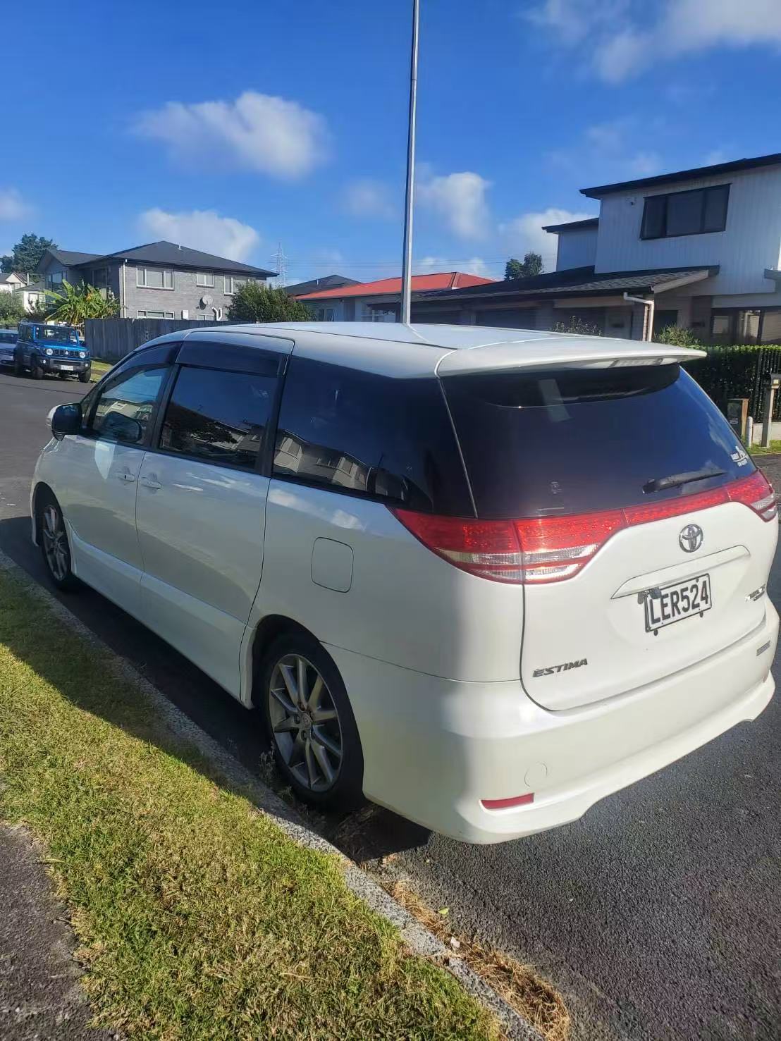 2006 Toyota Estima